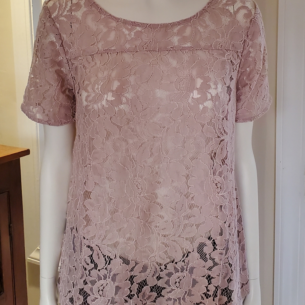 LOFT NWT Lace Top